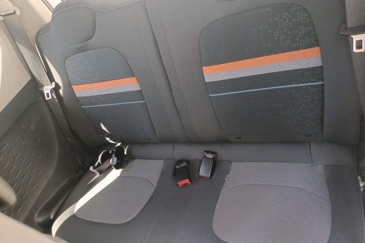 Used Wuling Hongguang MINIEV 2020 Enjoyment Model Lithium Iron Phosphate Left Rear Seat