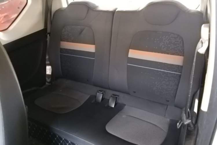 Used Wuling Hongguang MINIEV 2020 Enjoyment Model Lithium Iron Phosphate Left Rear Seat