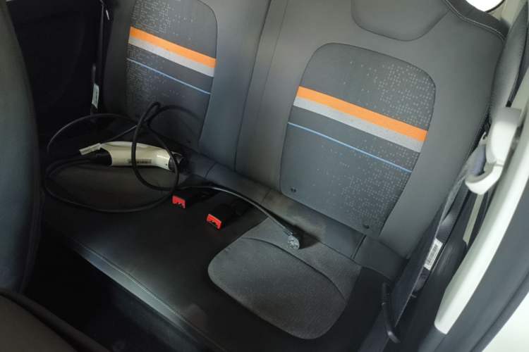 Used Wuling Hongguang MINIEV 2020 Zizai Version Lithium-NMC Left Rear Seat