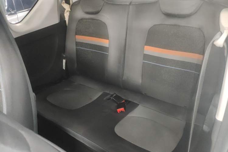 Used Wuling Hongguang MINIEV 2020 Enjoyment Model Lithium Iron Phosphate Left Rear Seat