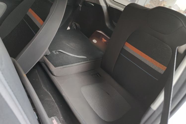 Used Wuling Hongguang MINIEV 2020 Lite Version Lithium Iron Phosphate Left Rear Seat
