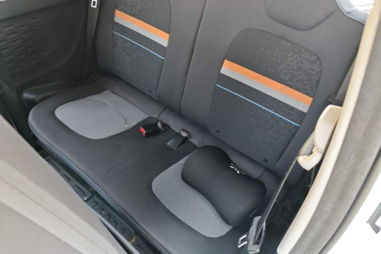 Used Wuling Hongguang MINIEV 2020 Enjoyment Model Lithium Iron Phosphate Left Rear Seat