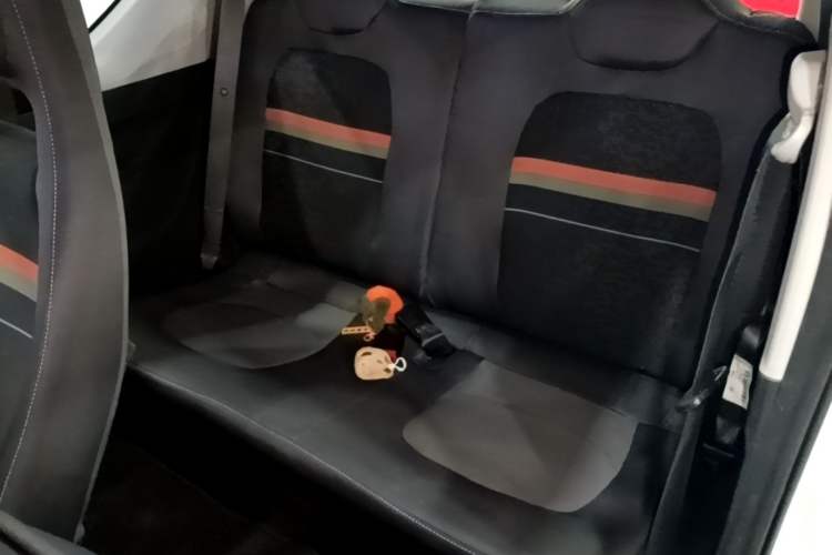 Used Wuling Hongguang MINIEV 2020 Enjoyment Model Lithium Iron Phosphate Left Rear Seat