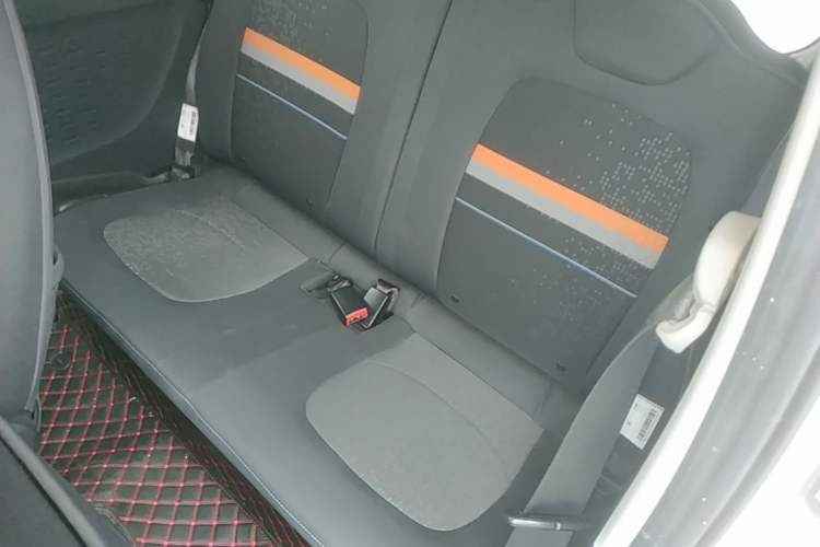 Used Wuling Hongguang MINIEV 2020 Freedom Version Lithium Iron Phosphate Left Rear Seat