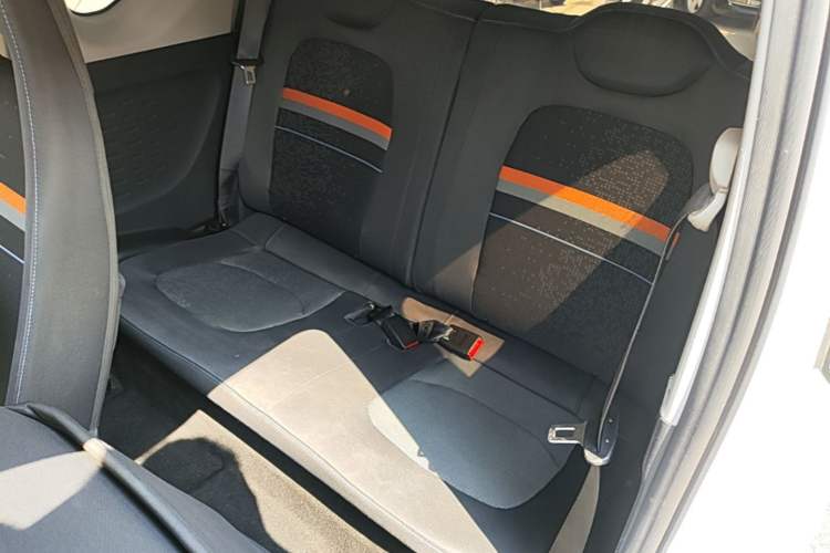 Used Wuling Hongguang MINIEV 2020 Freedom Version Lithium Iron Phosphate Left Rear Seat