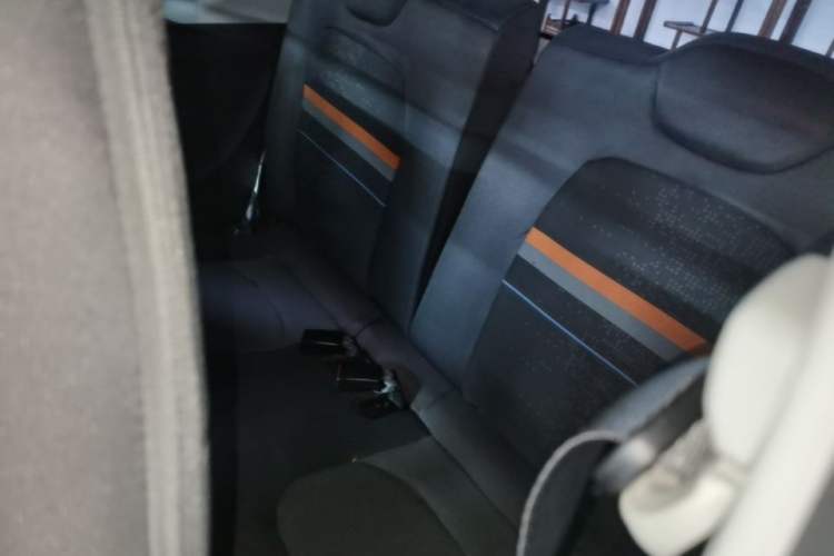 Used Wuling Hongguang MINIEV 2020 Freedom Version Lithium Iron Phosphate Left Rear Seat