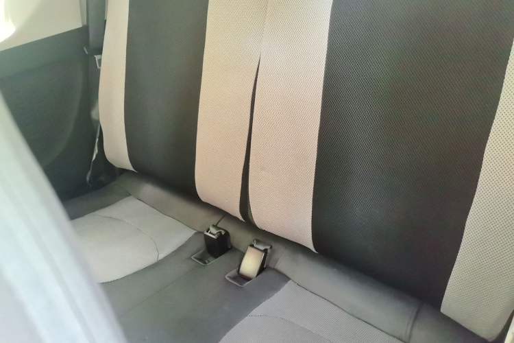 Used Wuling Hongguang MINIEV 2020 Enjoyment Model Lithium Iron Phosphate Left Rear Seat