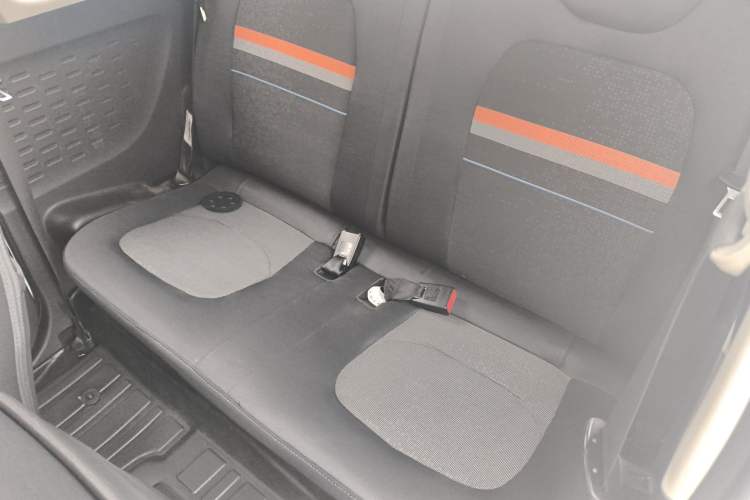 Used Wuling Hongguang MINIEV 2020 Freedom Version Lithium Iron Phosphate Left Rear Seat