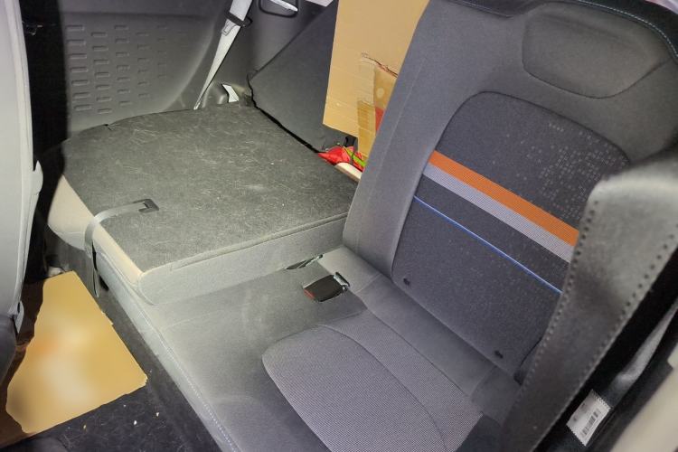 Used Wuling Hongguang MINIEV 2020 Zizai Version Lithium-NMC Left Rear Seat