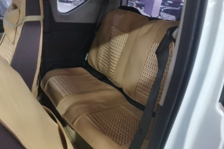Used Wuling Hongguang MINIEV 2020 Freedom Version Lithium Iron Phosphate Left Rear Seat