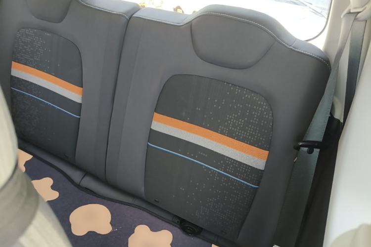 Used Wuling Hongguang MINIEV 2020 Enjoyment Model Lithium Iron Phosphate Left Rear Seat