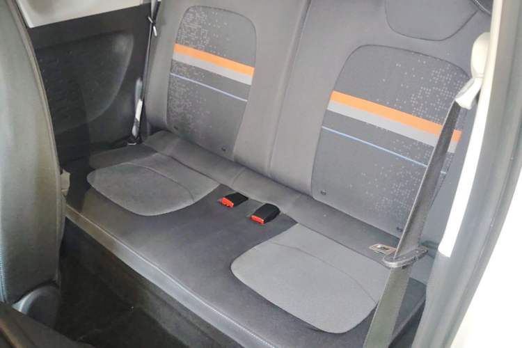Used Wuling Hongguang MINIEV 2020 Freedom Version Lithium Iron Phosphate Left Rear Seat