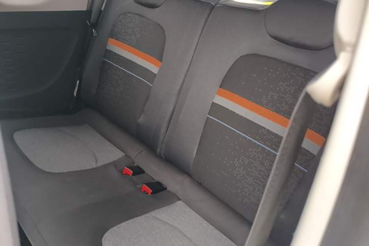 Used Wuling Hongguang MINIEV 2020 Enjoyment Model Lithium Iron Phosphate Left Rear Seat
