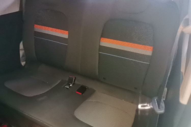 Used Wuling Hongguang MINIEV 2020 Enjoyment Model Lithium Iron Phosphate Left Rear Seat