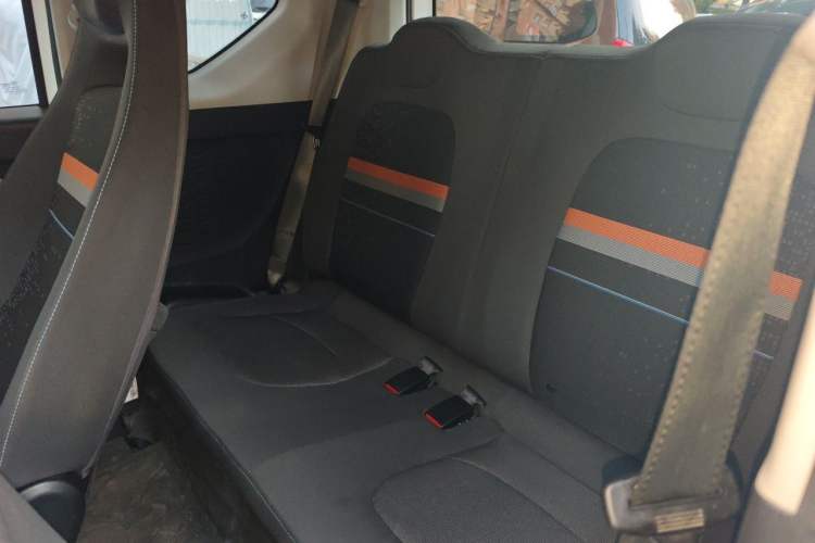 Used Wuling Hongguang MINIEV 2020 Zizai Version Lithium-NMC Left Rear Seat