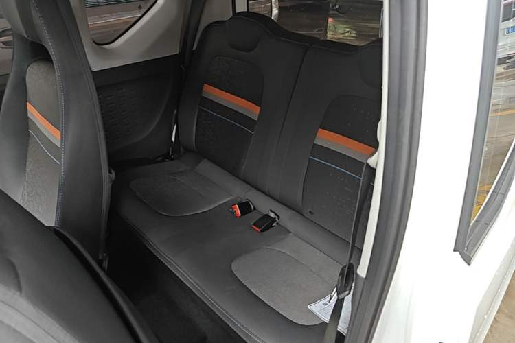 Used Wuling Hongguang MINIEV 2020 Freedom Version Lithium Iron Phosphate Left Rear Seat