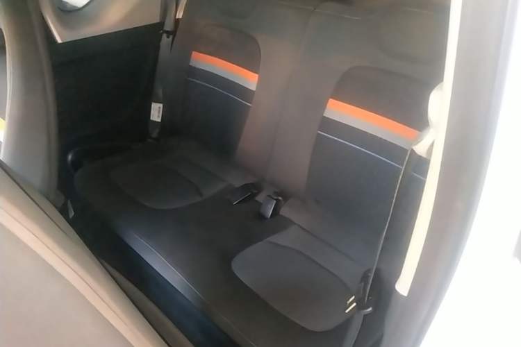Used Wuling Hongguang MINIEV 2020 Freedom Version Lithium Iron Phosphate Left Rear Seat