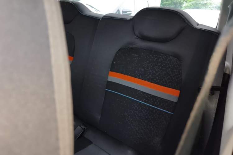 Used Wuling Hongguang MINIEV 2020 Enjoyment Model Lithium Iron Phosphate Left Rear Seat