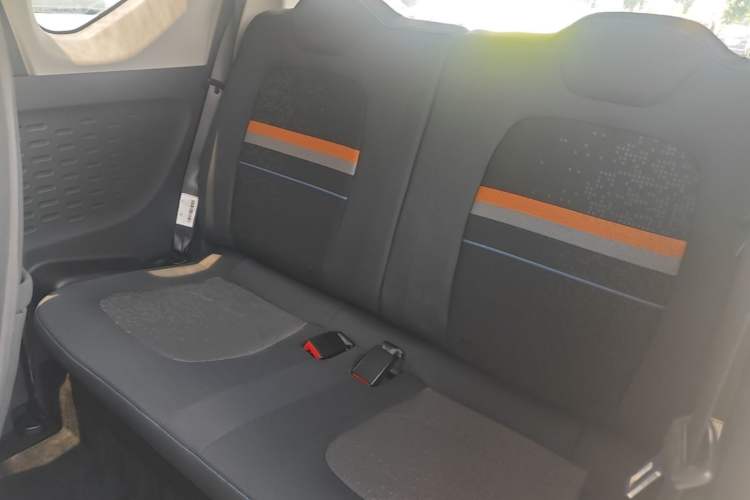 Used Wuling Hongguang MINIEV 2020 Easy Version Lithium-Ion Battery Left Rear Seat
