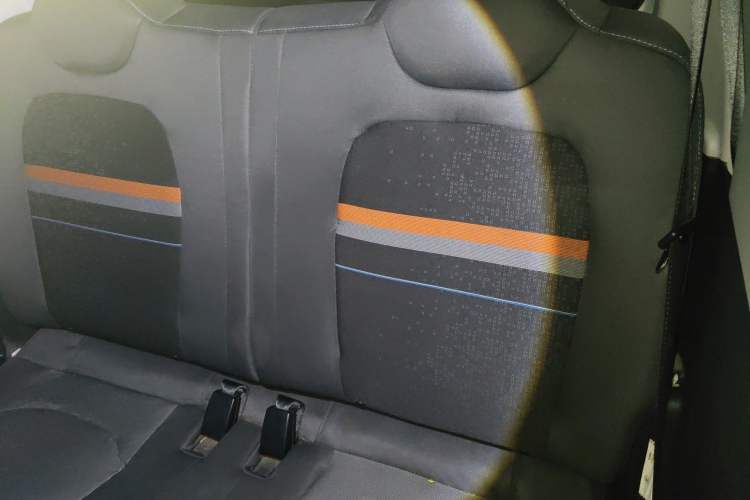 Used Wuling Hongguang MINIEV 2020 Zizai Version Lithium-NMC Left Rear Seat