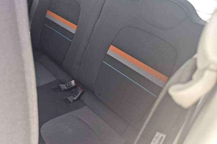 Used Wuling Hongguang MINIEV 2020 Zizai Version Lithium-NMC Left Rear Seat