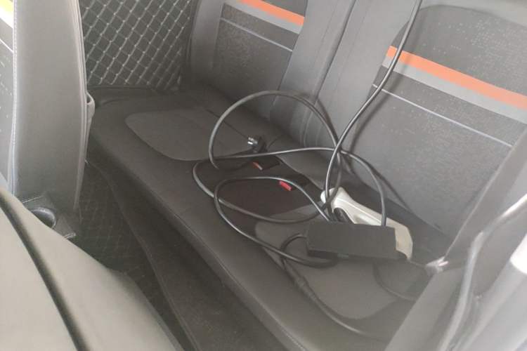 Used Wuling Hongguang MINIEV 2020 Zizai Version Lithium-NMC Left Rear Seat