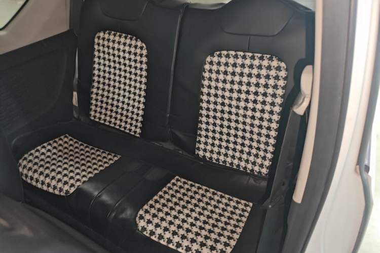 Used Wuling Hongguang MINIEV 2020 Enjoyment Model Lithium Iron Phosphate Left Rear Seat