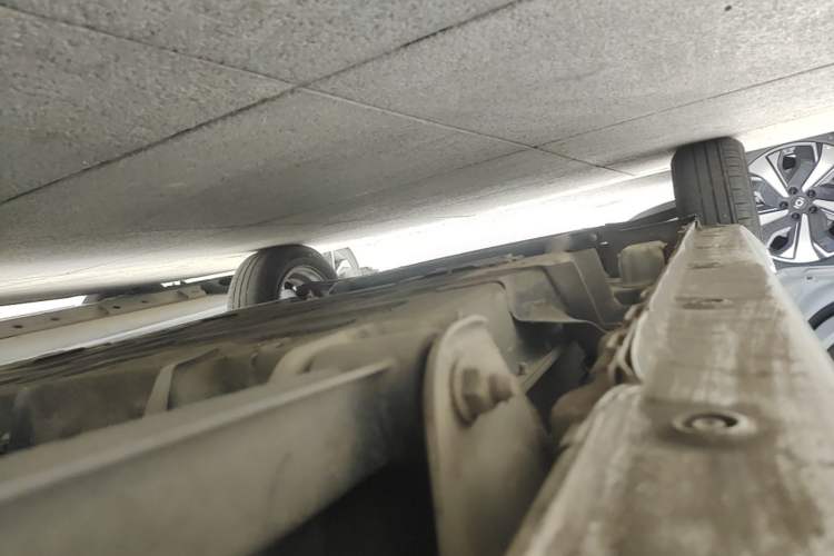 Used Wuling Hongguang MINIEV 2020 Enjoyment Model Lithium Iron Phosphate Left Side Sill