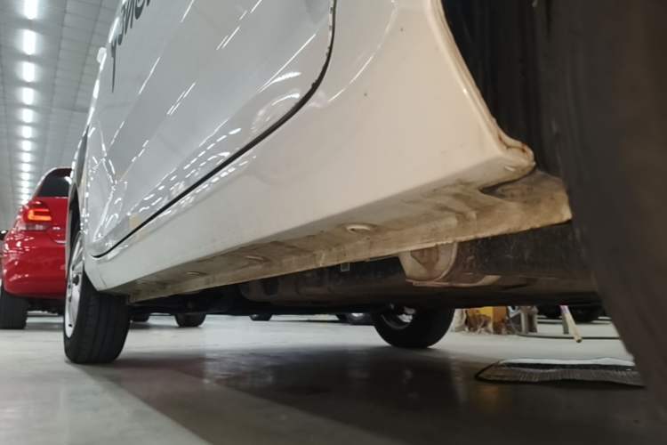 Used Wuling Hongguang MINIEV 2020 Enjoyment Model Lithium Iron Phosphate Left Side Sill