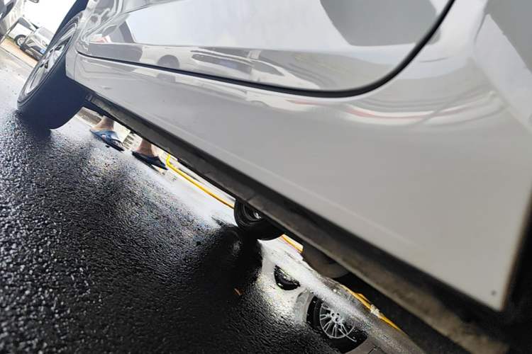 Used Wuling Hongguang MINIEV 2020 Lite Version Lithium Iron Phosphate Left Side Sill