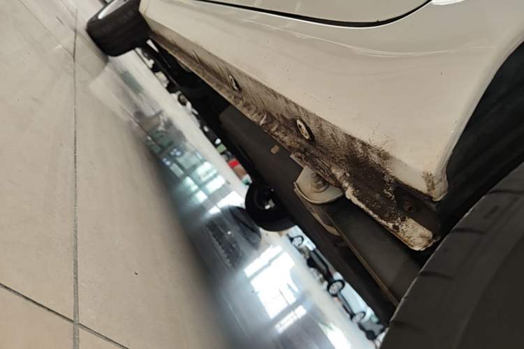 Used Wuling Hongguang MINIEV 2020 Freedom Version Lithium Iron Phosphate Left Side Sill