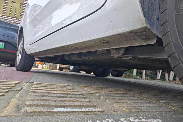 Used Wuling Hongguang MINIEV 2020 Enjoyment Model Lithium Iron Phosphate Left Side Sill