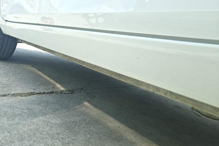 Used Wuling Hongguang MINIEV 2020 Zizai Version Lithium-NMC Left Side Sill