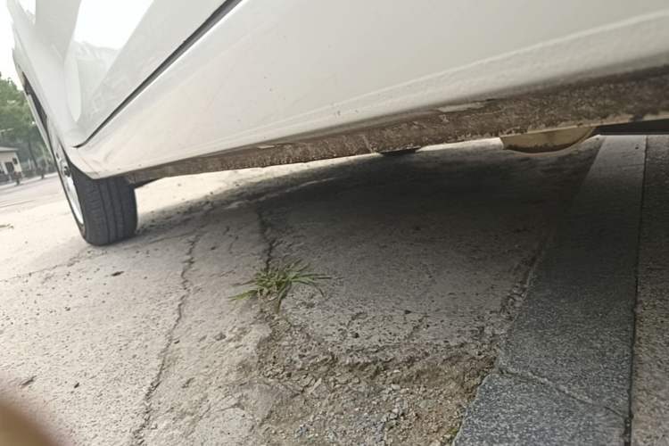 Used Wuling Hongguang MINIEV 2020 Enjoyment Model Lithium Iron Phosphate Left Side Sill