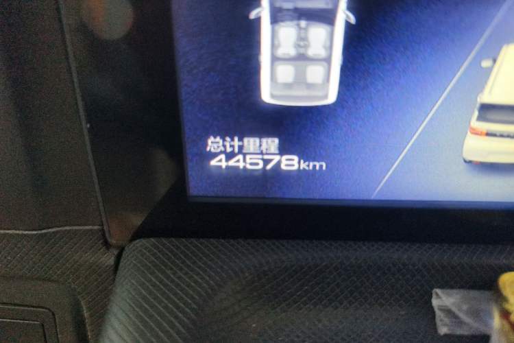 Used Wuling Hongguang MINIEV 2020 Zizai Version Lithium-NMC Odometer Close Up