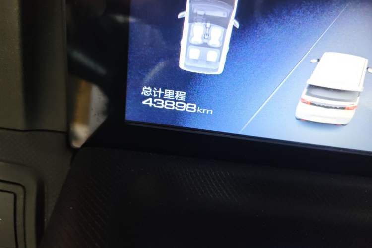 Used Wuling Hongguang MINIEV 2020 Freedom Version Lithium Iron Phosphate Odometer Close Up