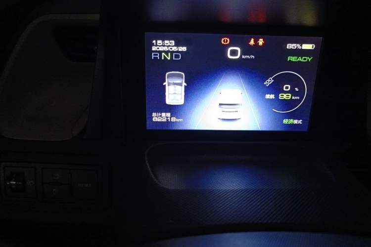Used Wuling Hongguang MINIEV 2020 Zizai Version Lithium-NMC Odometer Close Up
