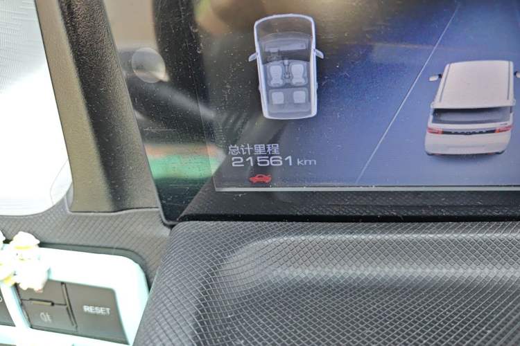 Used Wuling Hongguang MINIEV 2020 Freedom Version Lithium Iron Phosphate Odometer Close Up