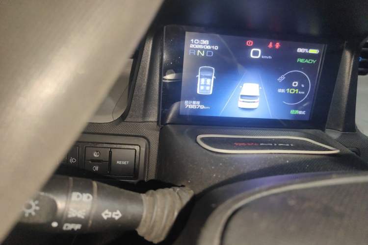 Used Wuling Hongguang MINIEV 2020 Freedom Version Lithium Iron Phosphate Odometer Close Up