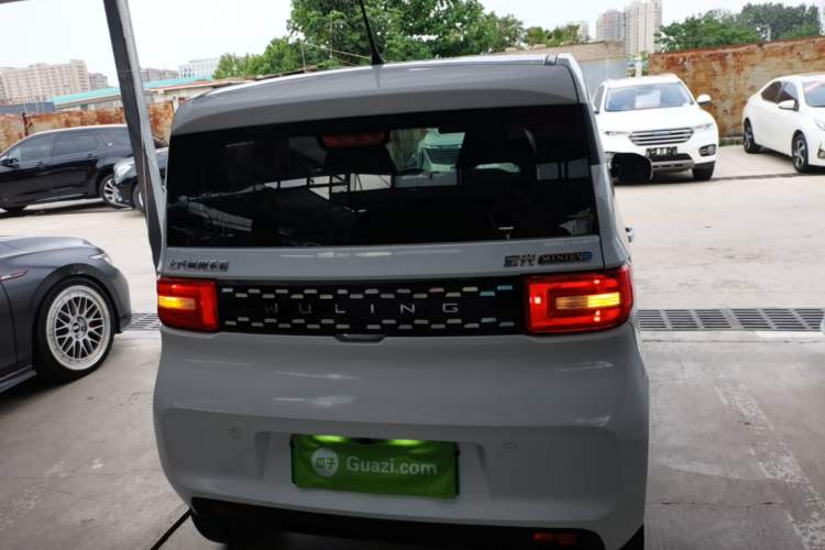 Used Wuling Hongguang MINIEV 2020 Easy Version Lithium-Ion Battery Rear