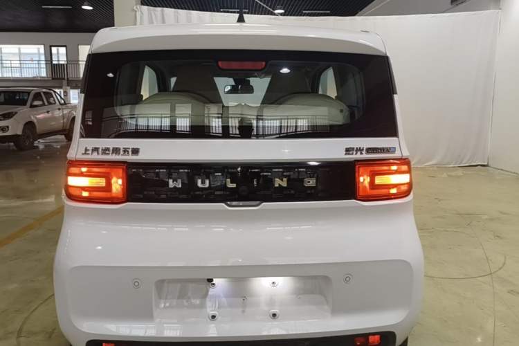Used Wuling Hongguang MINIEV 2020 Freedom Version Lithium Iron Phosphate Rear