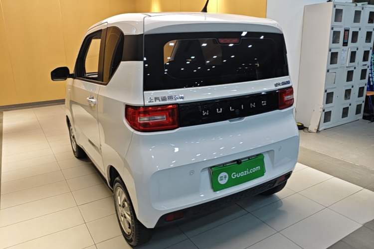 Used Wuling Hongguang MINIEV 2020 Enjoyment Model Lithium Iron Phosphate Rear Left 45 Deg