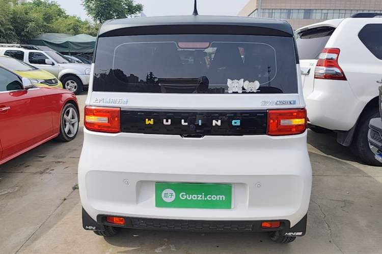 Used Wuling Hongguang MINIEV 2020 Zizai Version Lithium-NMC Rear