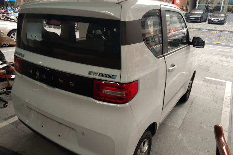 Used Wuling Hongguang MINIEV 2020 Freedom Version Lithium Iron Phosphate Rear Right 45 Deg