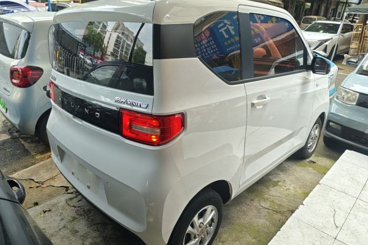 Used Wuling Hongguang MINIEV 2020 Freedom Version Lithium Iron Phosphate Rear Right 45 Deg