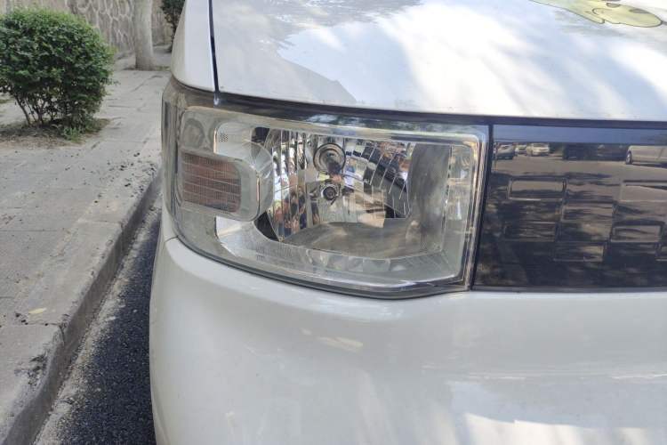 Used Wuling Hongguang MINIEV 2020 Enjoyment Model Lithium Iron Phosphate Right Front Headlight