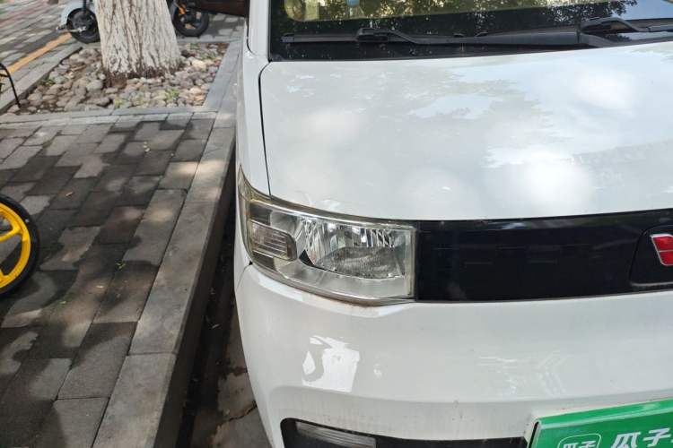 Used Wuling Hongguang MINIEV 2020 Freedom Version Lithium Iron Phosphate Right Front Headlight