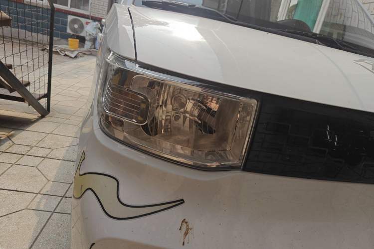 Used Wuling Hongguang MINIEV 2020 Freedom Version Lithium Iron Phosphate Right Front Headlight