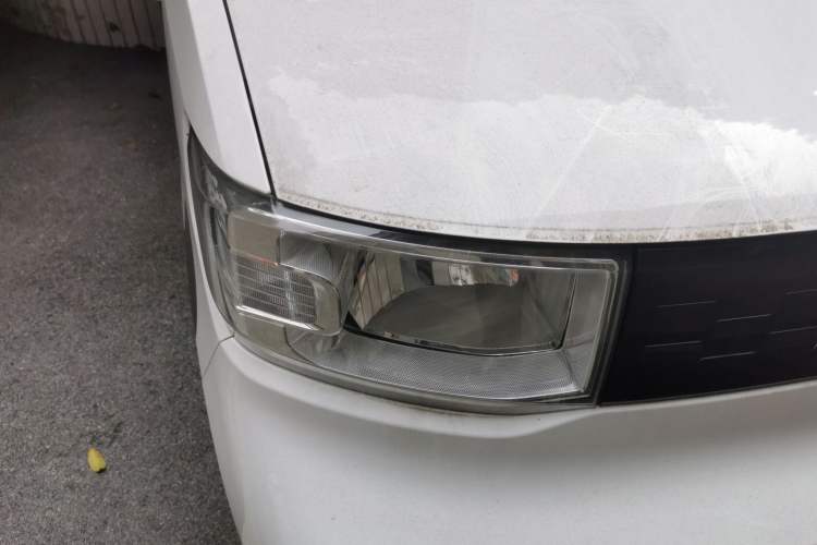 Used Wuling Hongguang MINIEV 2020 Freedom Version Lithium Iron Phosphate Right Front Headlight