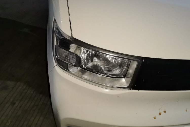 Used Wuling Hongguang MINIEV 2020 Zizai Version Lithium-NMC Right Front Headlight